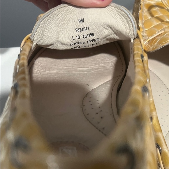 Yellow Crocodile-Patterned Leather Loafers Sperry Women's Size 9M size 9 M EUC - Picture 10 of 11